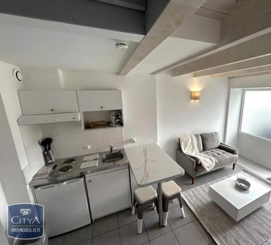 Appartement à louer 1 pièce La Rochelle (17000)