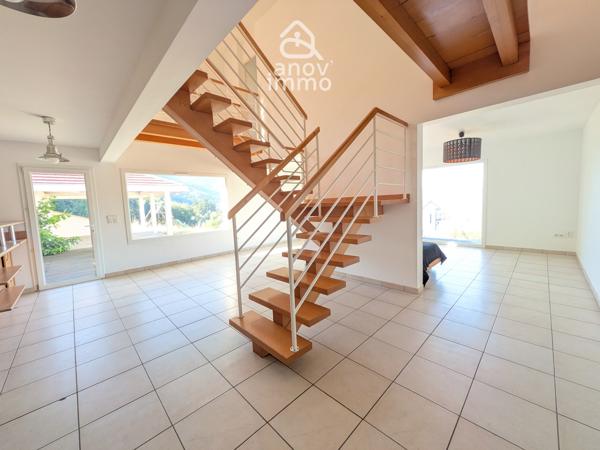 Maison 4 pièce(s) 3 chambre(s) 156 m²