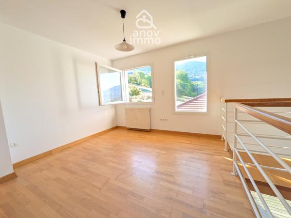 Maison 4 pièce(s) 3 chambre(s) 156 m²