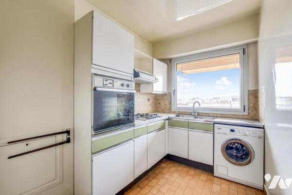 2 pièces avec large balcon et parking