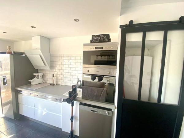 06000 NICE – APPARTEMENT 3 PIÈCES MODERNE AVEC SAUNA, JACUZZI, PARKING ET CAVE – QUARTIER PASTEUR