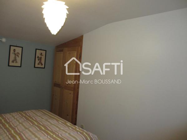 MARDORE maison 6 pièces 158M² terrain de 2631M²