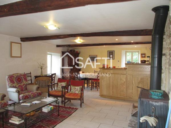 MARDORE maison 6 pièces 158M² terrain de 2631M²