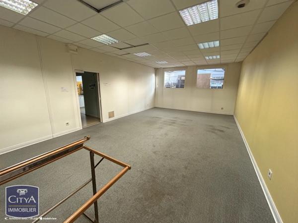 Immeuble à vendre 1207m² Poitiers (86000)