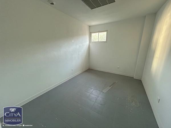 Immeuble à vendre 1207m² Poitiers (86000)