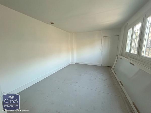Immeuble à vendre 1207m² Poitiers (86000)