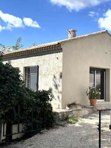 Sainte-Cécile-les-Vignes (84290) À vendre : Charmante et récente maison de plain-pied proche de Sainte Cécile les Vignes