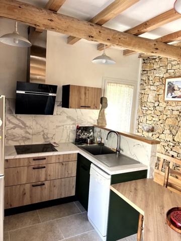 Sainte-Cécile-les-Vignes (84290) À vendre : Charmante et récente maison de plain-pied proche de Sainte Cécile les Vignes