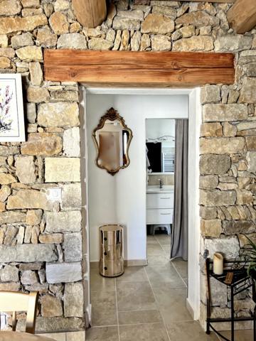 Sainte-Cécile-les-Vignes (84290) À vendre : Charmante et récente maison de plain-pied proche de Sainte Cécile les Vignes