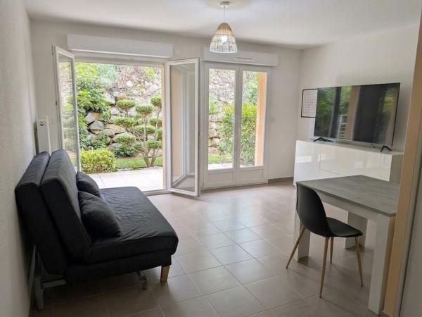 T2 avec JARDIN, TERRASSE & PARKING