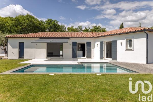 Maison 5 pièces de 120 m² à Saint-Cézaire-sur-Siagne (06530)