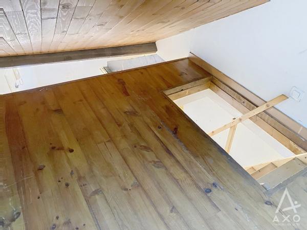 Studio mansardé avec mezzanine - 18,44 m2 en centre-ville de Tarbes