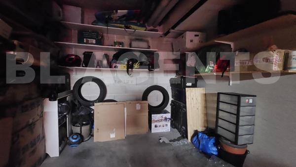 À VENDRE – Garage fermé 15 m² – Résidence sécurisée. Secteur la Fourragère 12ème