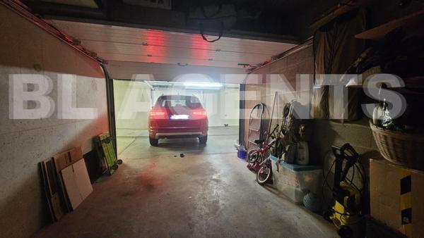 À VENDRE – Garage fermé 15 m² – Résidence sécurisée. Secteur la Fourragère 12ème
