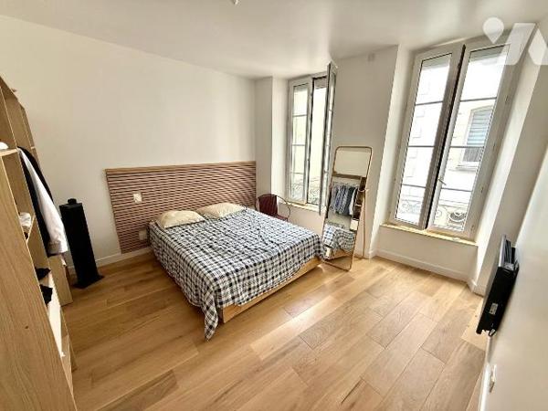 SAINT-MALO / INTRA-MUROS : Appartement T3 entièrement rénové, situé en plein coeur du centre hi...