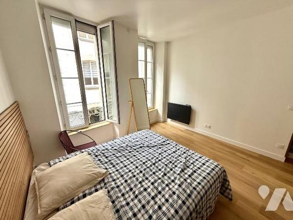 SAINT-MALO / INTRA-MUROS : Appartement T3 entièrement rénové, situé en plein coeur du centre hi...