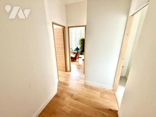 SAINT-MALO / INTRA-MUROS : Appartement T3 entièrement rénové, situé en plein coeur du centre hi...