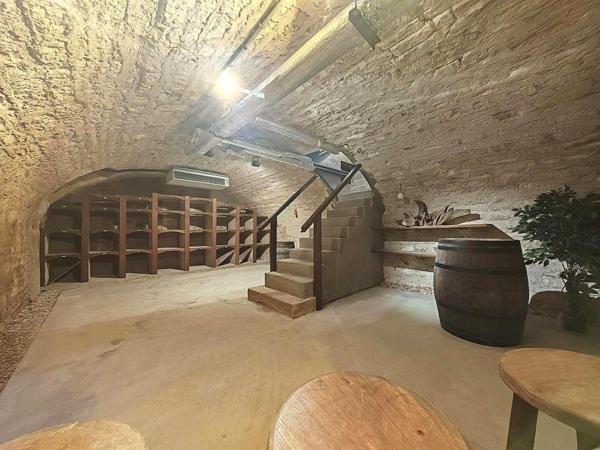 Grande propriété située au calme avec fort potentiel !