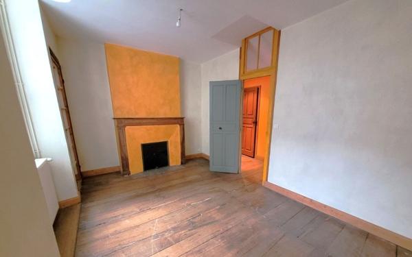 Appartement à vendre    4 pièces • 120 m2 Pau