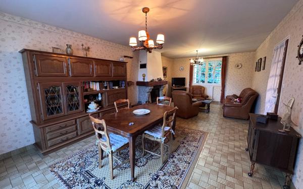 Maison à vendre    4 pièces • 115,04 m2 Maël-Carhaix