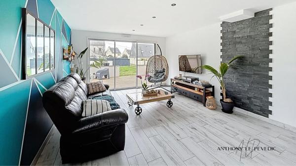 Maison - 8 pièces - 148m2