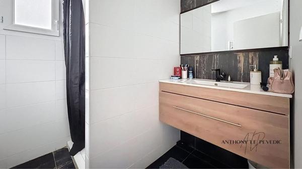 Maison - 8 pièces - 148m2