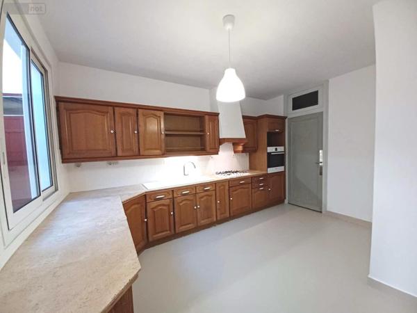 Maison à vendre à L'Île-Bouchard dans l'Indre-et-Loire (37220), ref : 094/1038