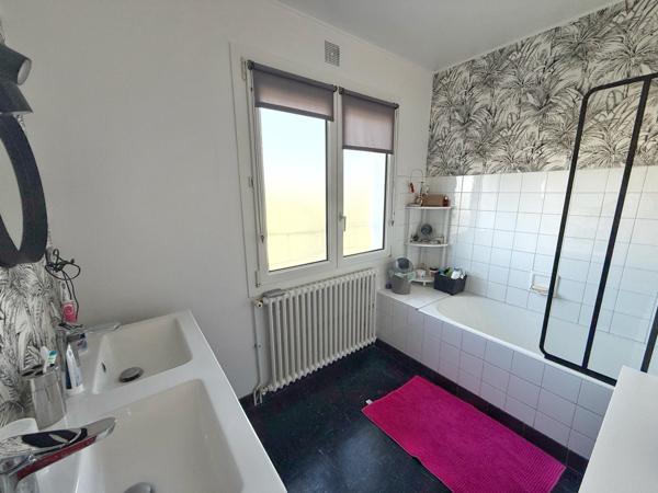 Jolie maison de quartier idéalement placé