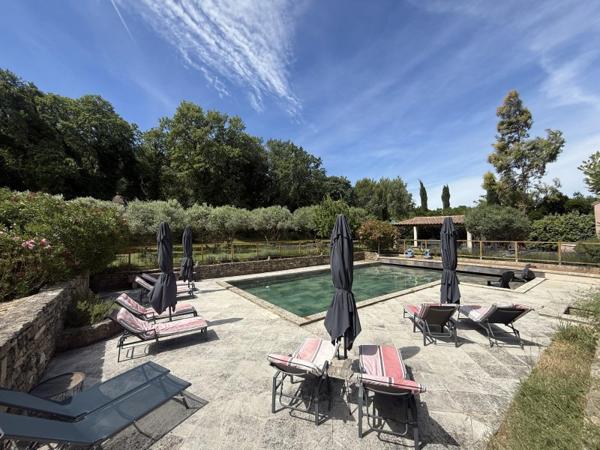 Vente / Maison à Robion (84440)