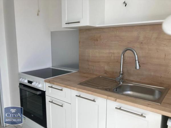 Appartement à louer 2 pièces 45.6m² Héricourt (70400)