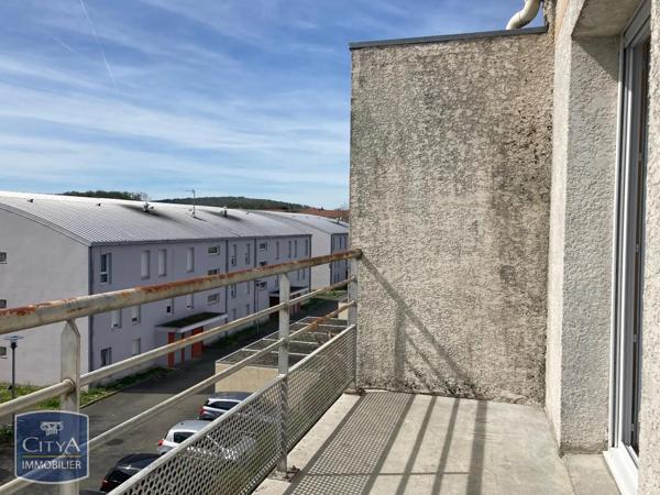 Appartement à louer 2 pièces 45.6m² Héricourt (70400)