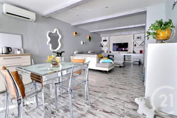 Appartement T3 à vendre  3 pièces - 58 m2 ROQUEBRUNE SUR ARGENS - 83