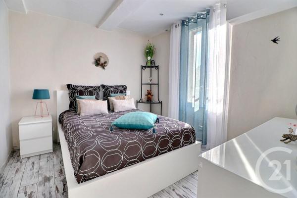 Appartement T3 à vendre  3 pièces - 58 m2 ROQUEBRUNE SUR ARGENS - 83