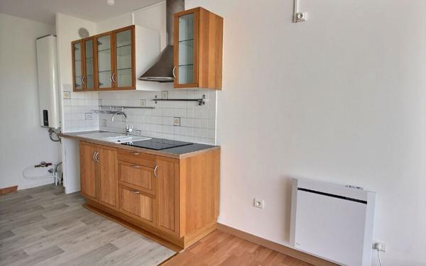 Appartement à vendre    2 pièces •  Voisins-le-Bretonneux