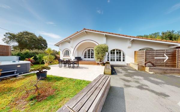 Maison à vendre    8 pièces •  Labenne