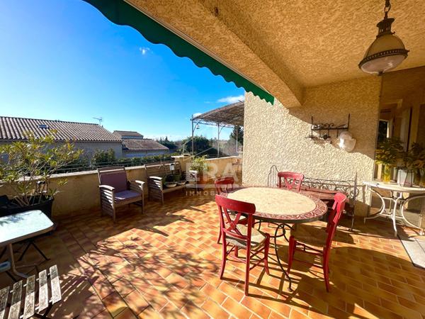 Au fond d'une impasse à Pernes-les-Fontaines ,185 m², superbe jardin 1 600 m² et espaces indépendants