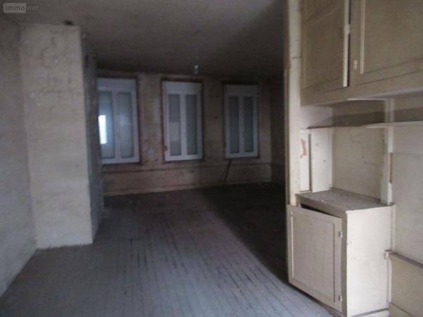 Maison à vendre à Troyes dans l'Aube (10000), ref : 10377/935