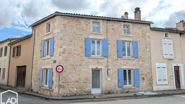 Maison de bourg à la Mothe Saint Héray, La mothe saint heray 79800