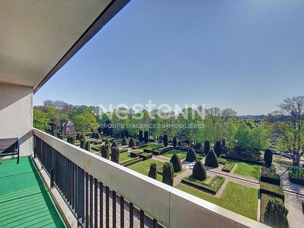 A VENDRE - Dernier étage lumineux avec vue sur jardin à la française - Résidence d'exception à Chilly-Mazarin