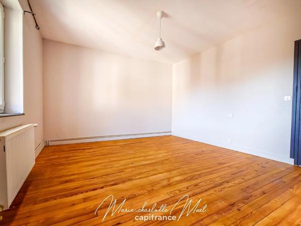 Maison de ville 3 chambres, bureau + garage