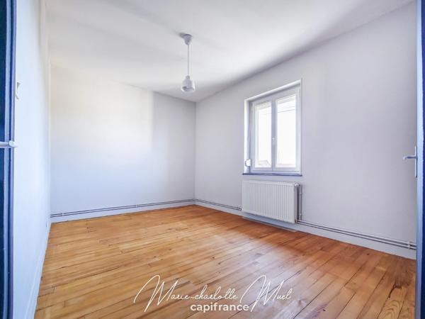 Maison de ville 3 chambres, bureau + garage