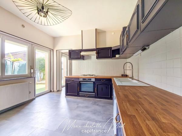 Maison de ville 3 chambres, bureau + garage