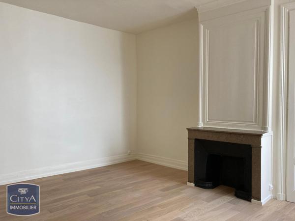 Appartement à louer 4 pièces 102.34m²