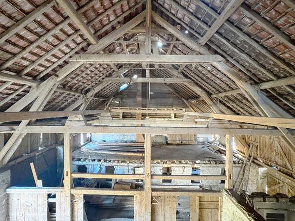 Maison 4 pièces - 440 m² Exclusivité efficity