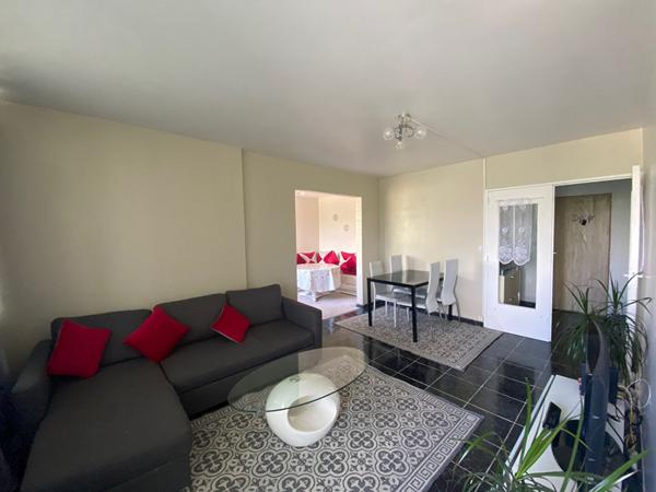 A VENDRE Appartement Meaux 5 pièce(s) 93. m2