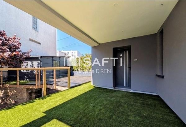 maison familiale , comprenant 7 pièces ave cuisine un salon séjour climatisé ,5 chambres dont une suite parentale avec 1 salle d'eau et une salle de bain ,un jardin avec une terrasse et une piscine