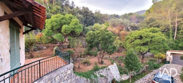 Maison à vendre 4 pièces 180 m² Solliès-Ville