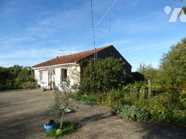 MAISON DE CAMPAGNE - LE PIN