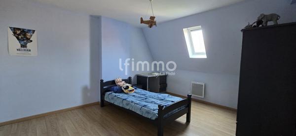 Maison de caractère, au village