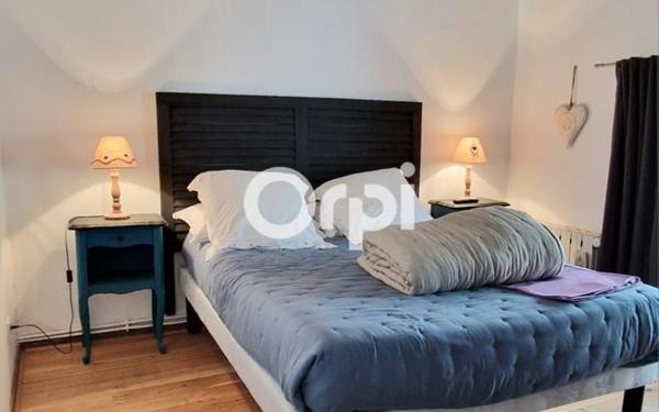 Maison à vendre    5 pièces •  Lagorce